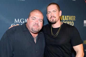 steve howey with his brother Bret Howey